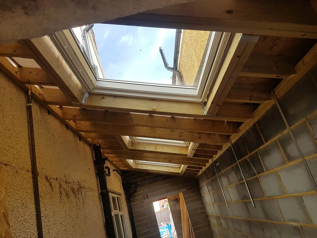 Roof windows framed