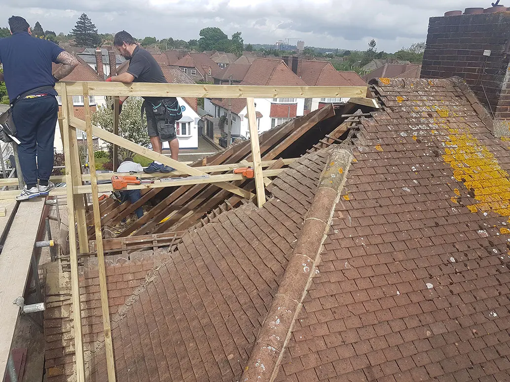 Opening the roof