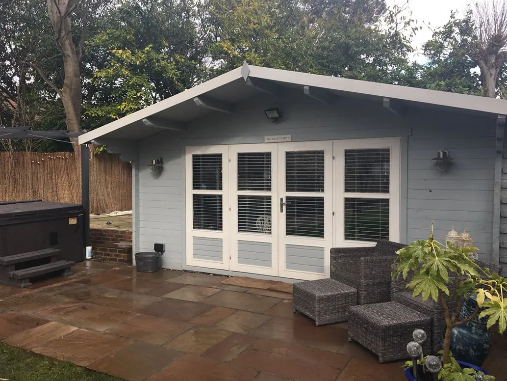 Contemporary grey, beside the hot tub