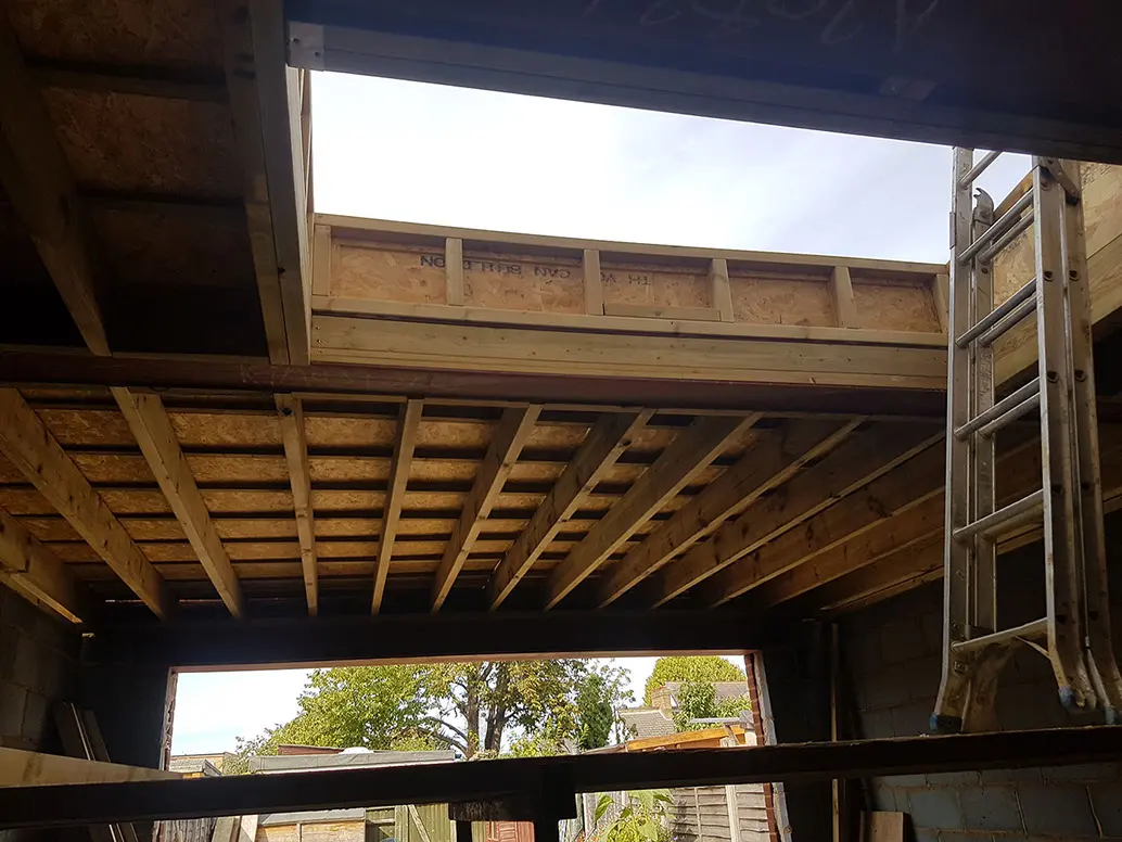 Flat roof joists